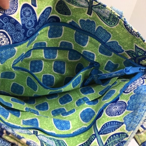 Vera Bradley Quilted Blue Green White Multi Compartments Quilted Shoulder Bag - Picture 12 of 16